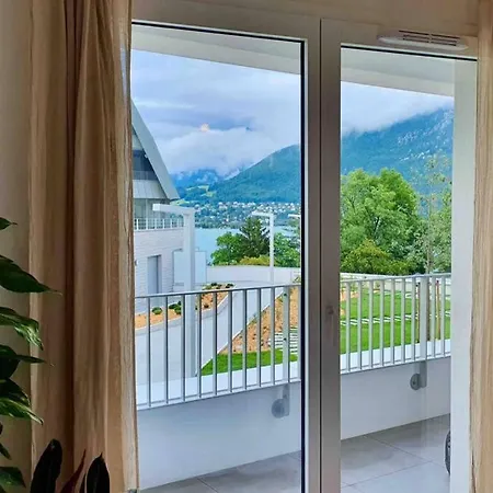 Le Boheme Beau T2 Vue & Montagnes + Garage * Annecy
